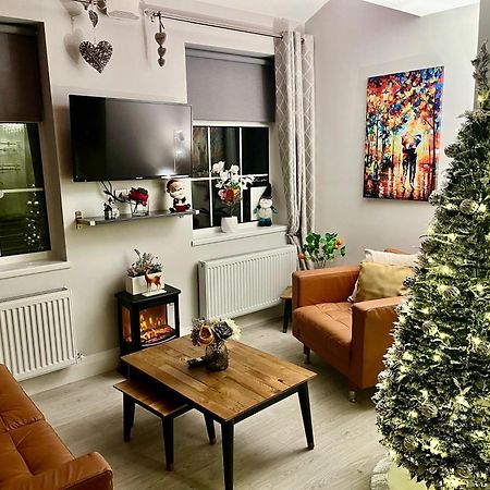 Trinity Apartments Four 1-Bedroom Apts Waterford City Centre Exteriör bild
