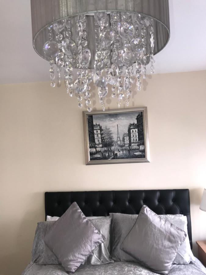 Trinity Apartments Four 1-Bedroom Apts Waterford City Centre Exteriör bild