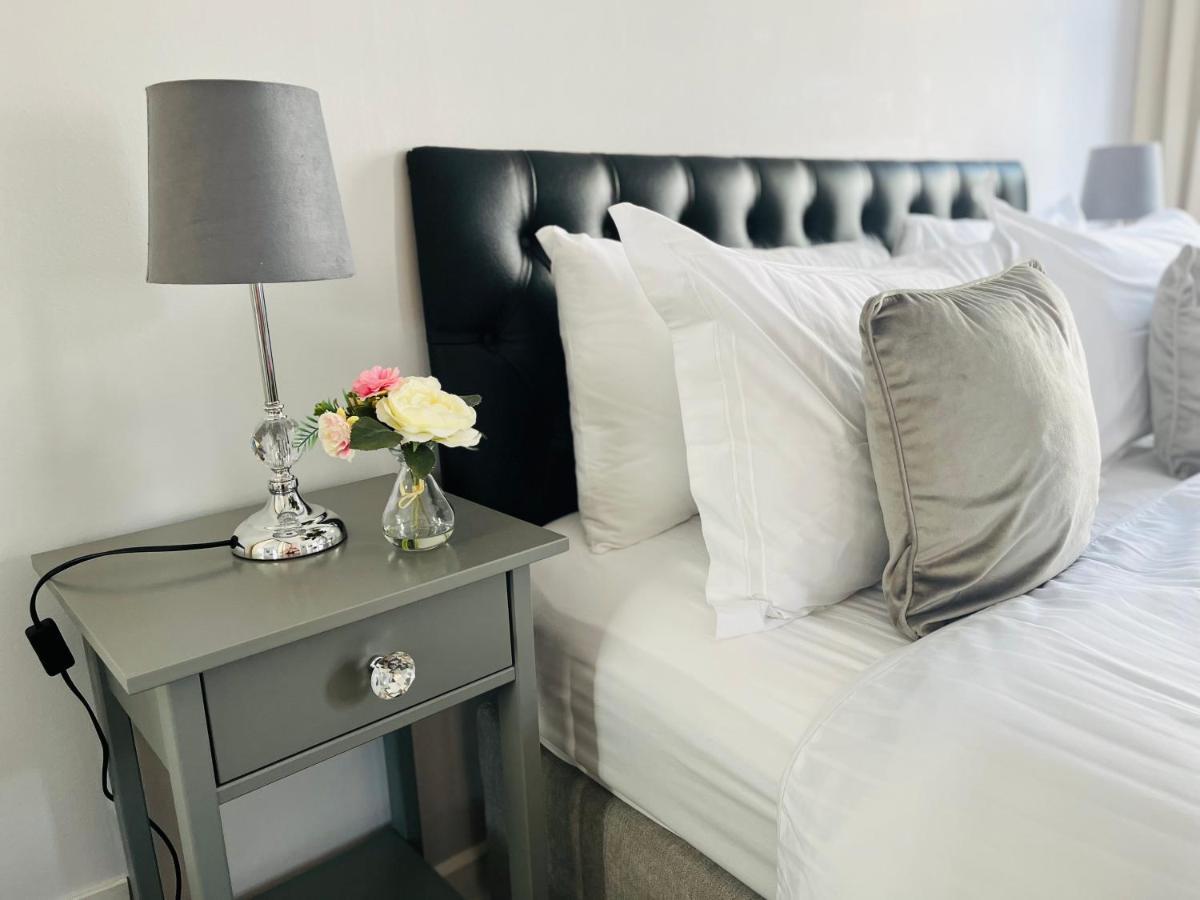 Trinity Apartments Four 1-Bedroom Apts Waterford City Centre Exteriör bild