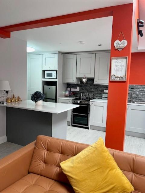 Trinity Apartments Four 1-Bedroom Apts Waterford City Centre Exteriör bild