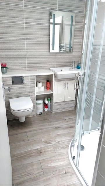 Trinity Apartments Four 1-Bedroom Apts Waterford City Centre Exteriör bild
