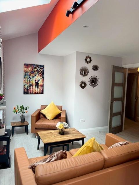 Trinity Apartments Four 1-Bedroom Apts Waterford City Centre Exteriör bild