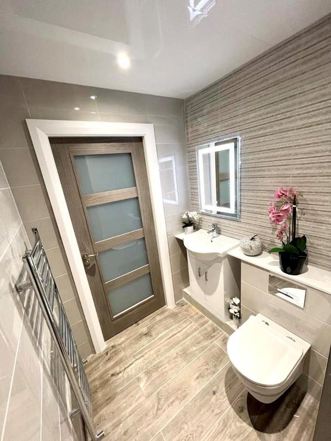 Trinity Apartments Four 1-Bedroom Apts Waterford City Centre Exteriör bild